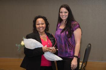 Student Reading Council Honors Alumna, Dr. Tammy Francis Donaldson, for Support of Literacy within Community