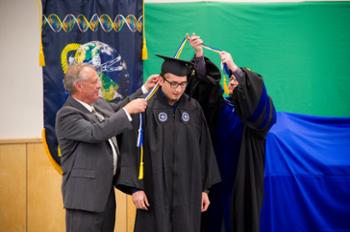 College of Science and Engineering Holds Hooding and Undergraduate Research Cording Ceremony on May 15