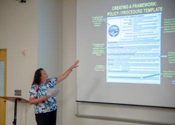 Graduating Students Present Capstone Project Focused on Increasing the Effectiveness of City Management