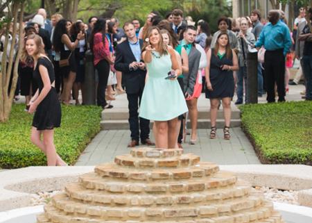 Record Number of Students Receive Class Rings at Spring 2016 Islander Ring Ceremony