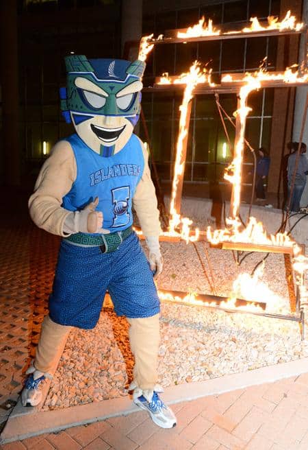 Celebrate Homecoming 2017 with the Island University!