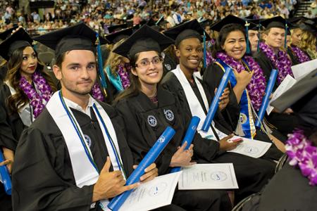 More than 1,100 Students Graduate During Two Texas A&M-Corpus Christi Spring 2017 Commencement Ceremonies