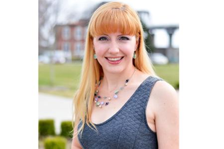Islander Alumna Receives Fulbright Fellowship, Studies Invasive Lion Fish