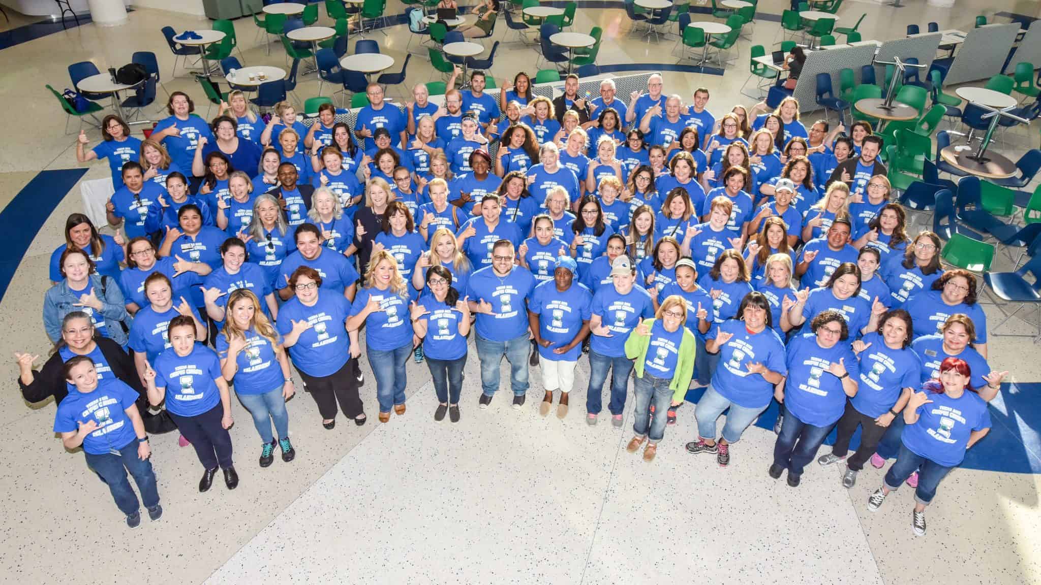 A&M-Corpus Christi Staff and Faculty Give Back on #GivingTuesday; Assist with Hurricane Relief