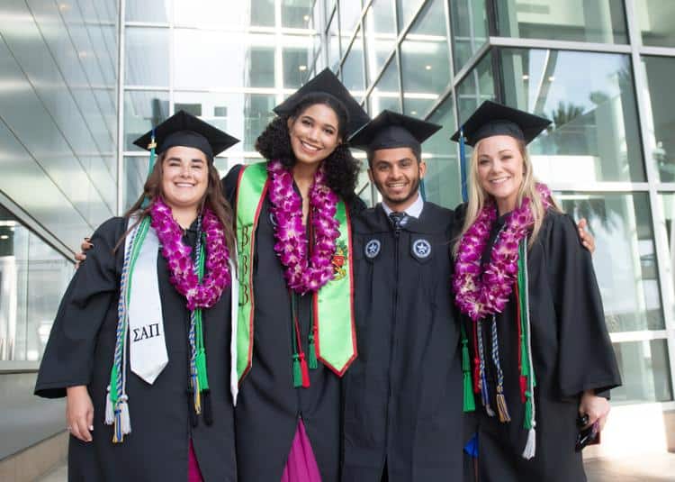 New Graduates Join Ranks of 50,000+ Islander Alumni